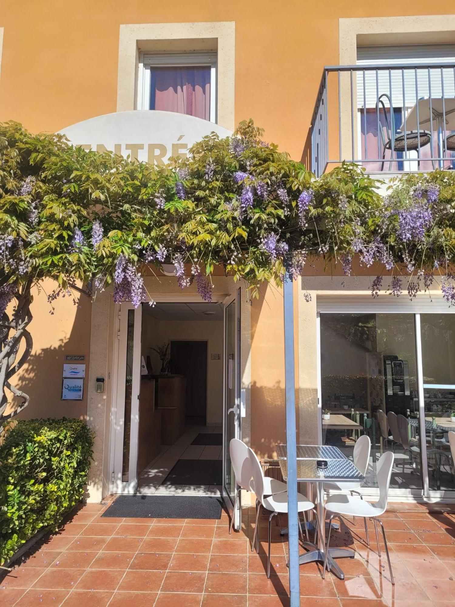 Hotel De L'Orb Bédarieux Esterno foto