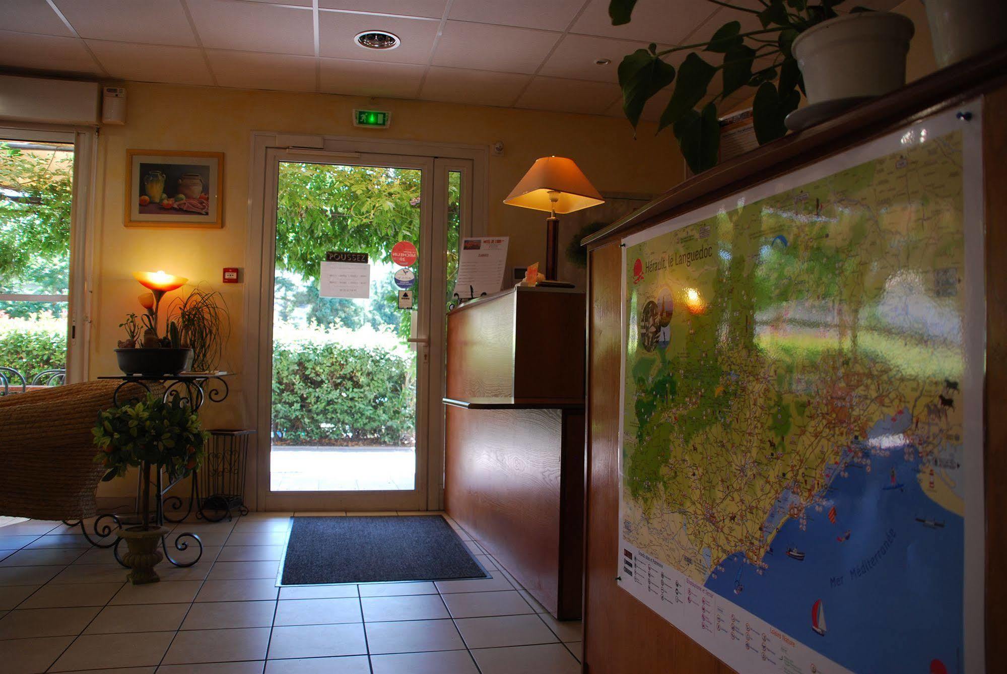 Hotel De L'Orb Bédarieux Esterno foto