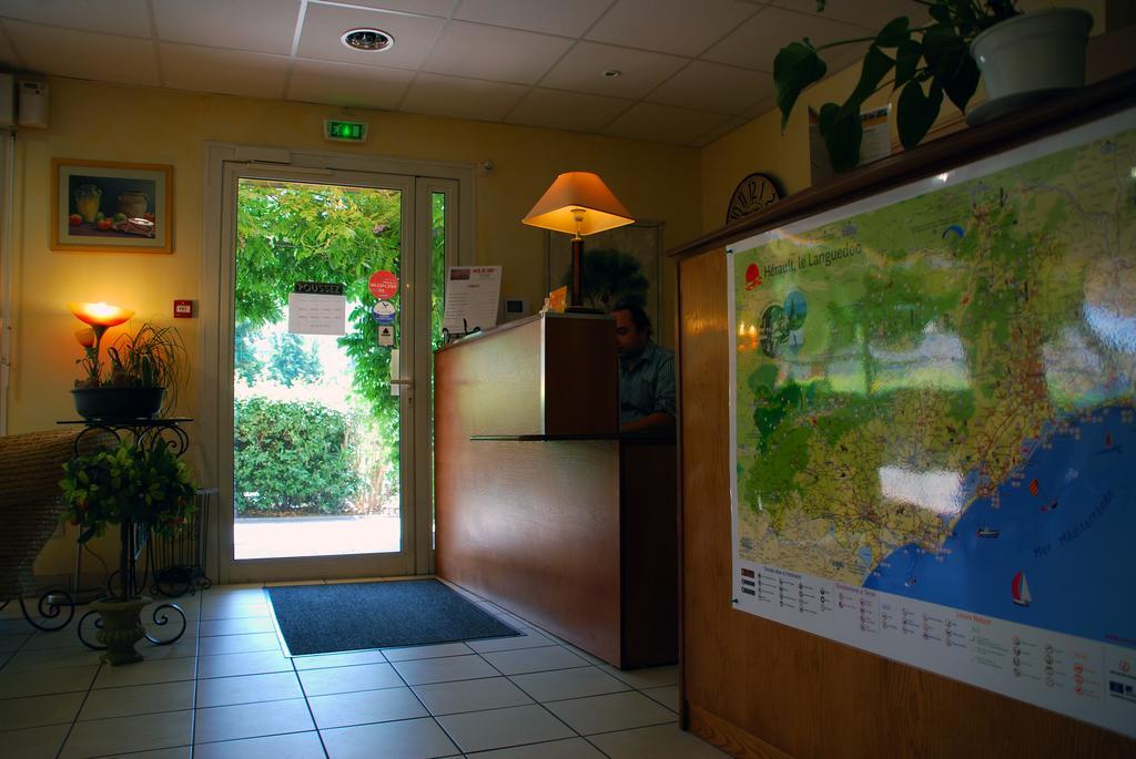Hotel De L'Orb Bédarieux Esterno foto
